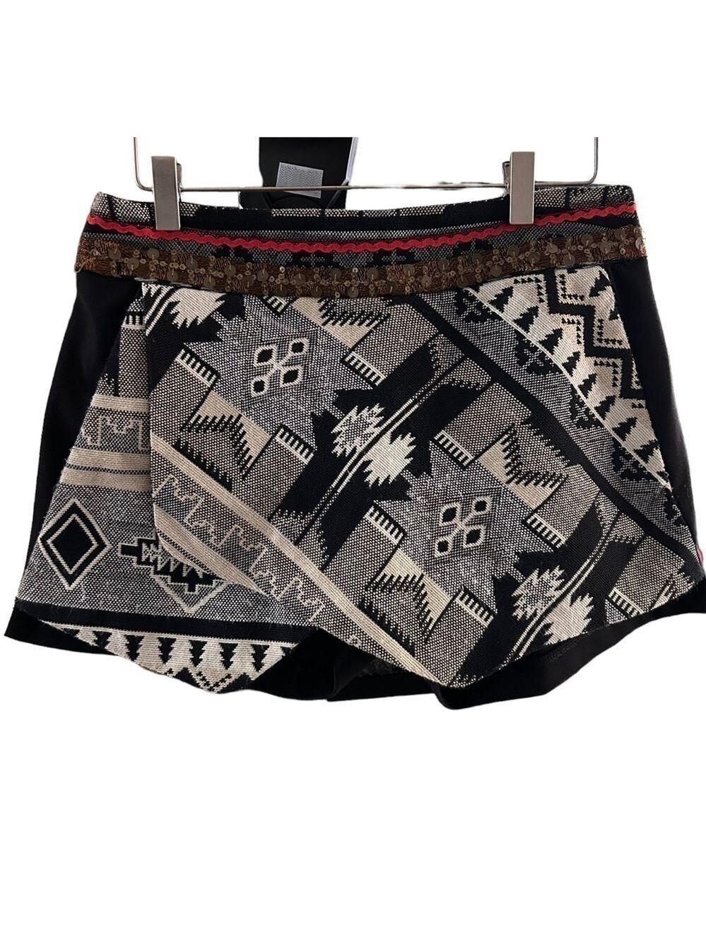 Graphic Skort - Aztec Pattern by Rinascimento - Picture 2 of 9